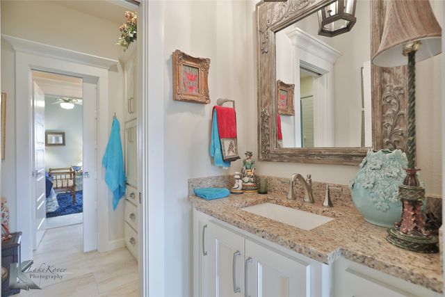 6725 Goodnight Loving Trail, Abilene, TX 79606