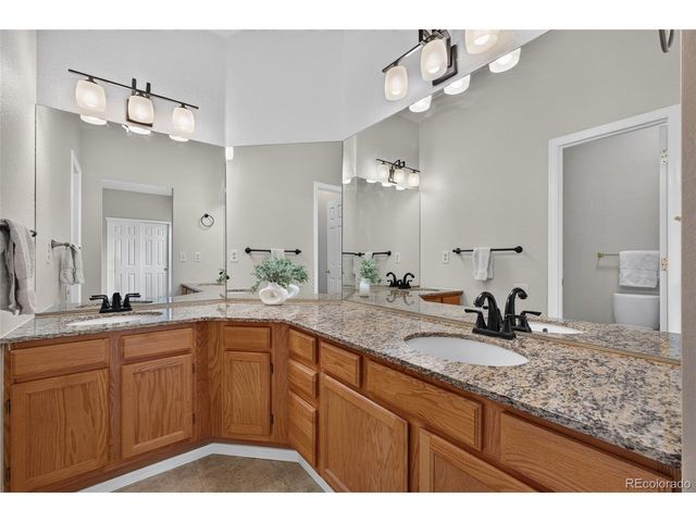 2906 W Long Cir A, Littleton, CO 80120