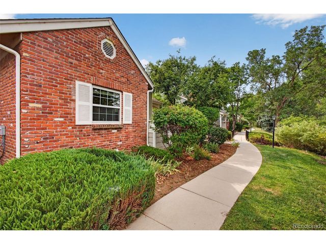 2906 W Long Cir A, Littleton, CO 80120