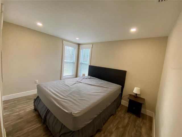 4564 IOLA DRIVE, Sarasota, FL 34231