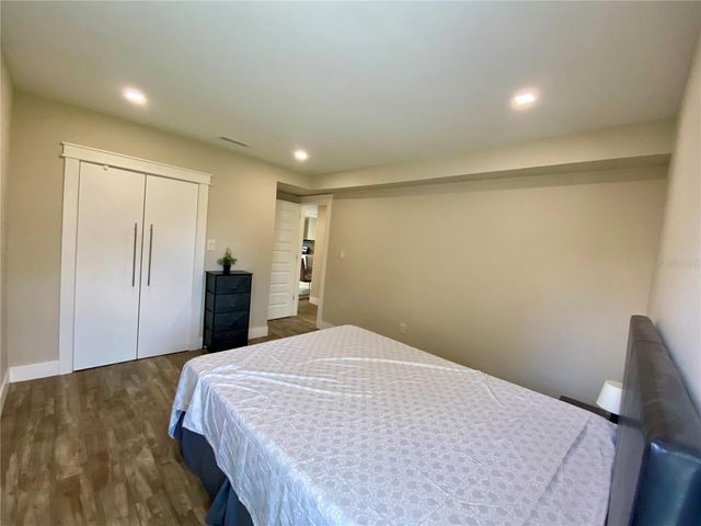 4564 IOLA DRIVE, Sarasota, FL 34231