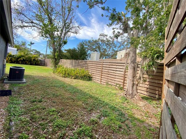 4564 IOLA DRIVE, Sarasota, FL 34231