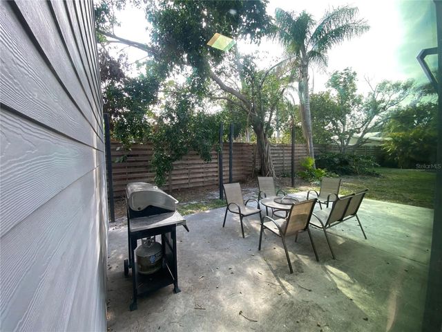 4564 IOLA DRIVE, Sarasota, FL 34231