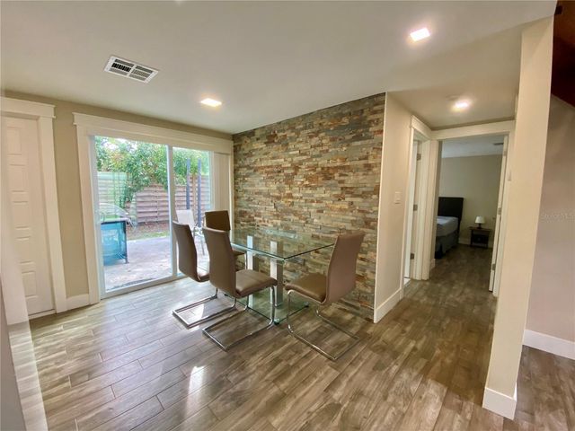 4564 IOLA DRIVE, Sarasota, FL 34231