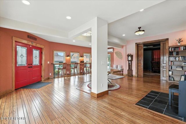 321 High St, Maryville, TN 37804