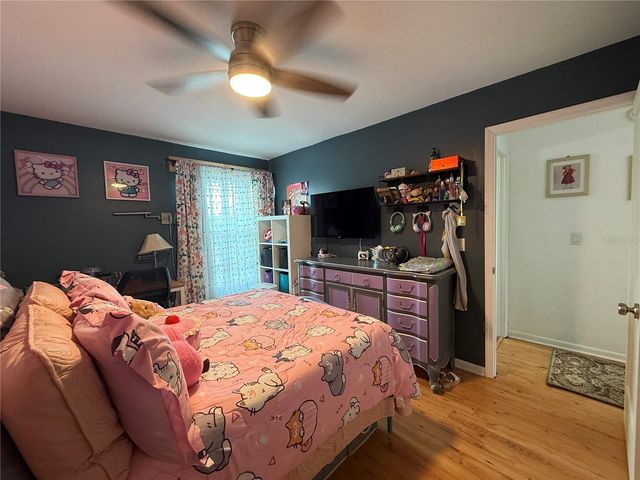 10009 REGAL WOODS LANE, Tampa, FL 33624