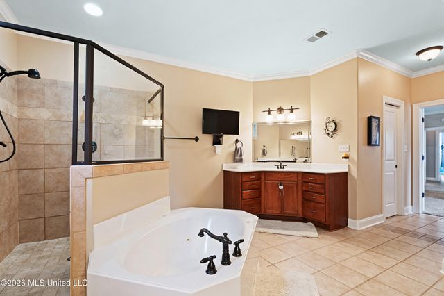 2157 Hemmingway Drive, Nesbit, MS 38651