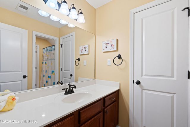 2157 Hemmingway Drive, Nesbit, MS 38651