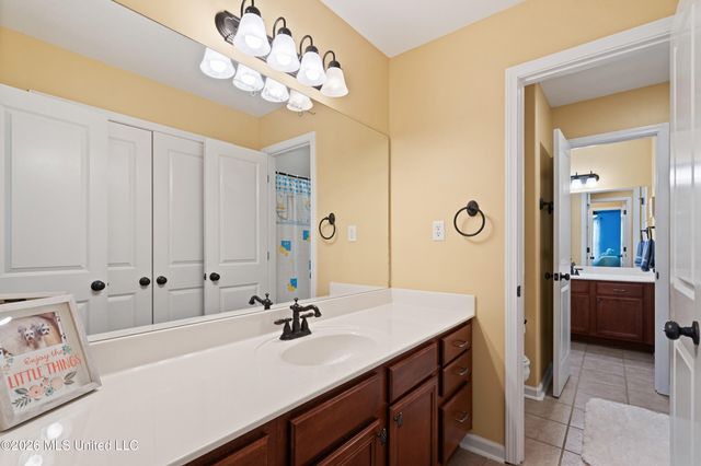 2157 Hemmingway Drive, Nesbit, MS 38651