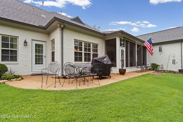 2157 Hemmingway Drive, Nesbit, MS 38651