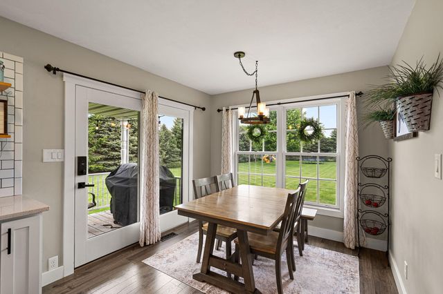 403 Creekwood Drive, Valparaiso, IN 46383