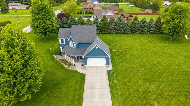 403 Creekwood Drive, Valparaiso, IN 46383
