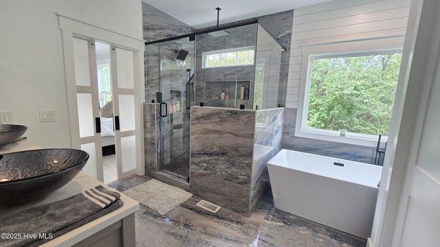 2659 Seashore Road SW, Supply, NC 28462