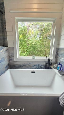 2659 Seashore Road SW, Supply, NC 28462