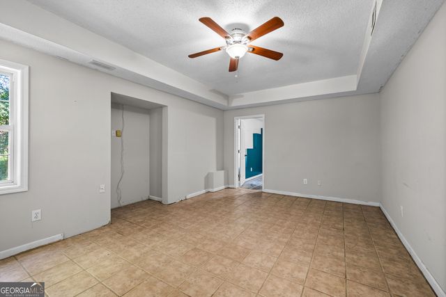80 Hamstead Park Drive, Sharpsburg, GA 30277