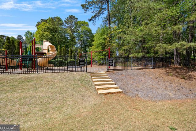 80 Hamstead Park Drive, Sharpsburg, GA 30277