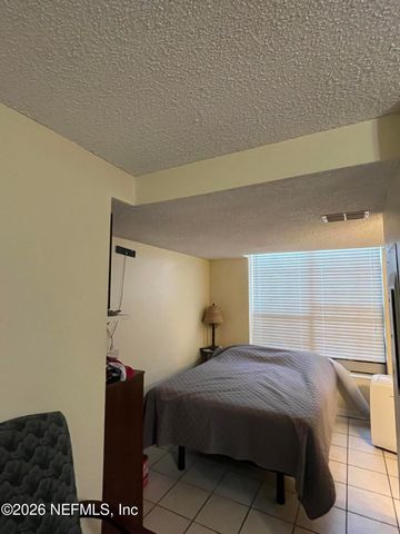 202 ST JOHNS Avenue 103B, Green Cove Springs, FL 32043