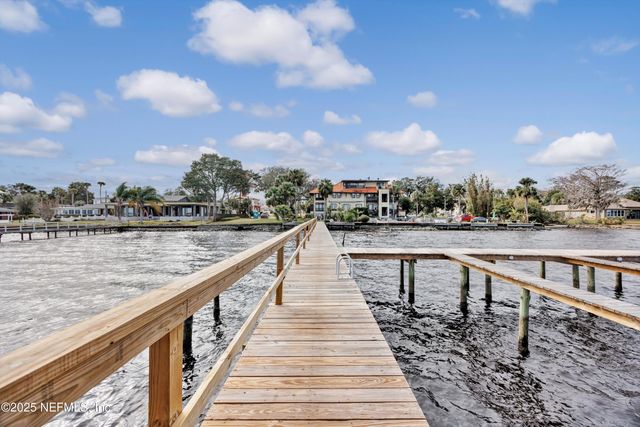 202 ST JOHNS Avenue 103B, Green Cove Springs, FL 32043