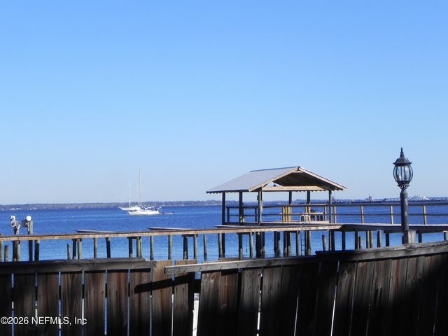 202 ST JOHNS Avenue 103B, Green Cove Springs, FL 32043