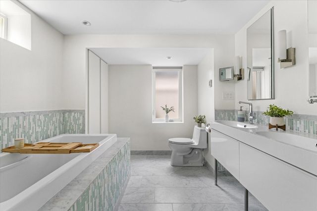 96 Seaverns Avenue 1, Boston, MA 02130