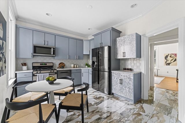 96 Seaverns Avenue 1, Boston, MA 02130