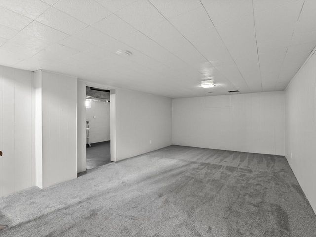 925 N 16th STREET, Manitowoc, WI 54220