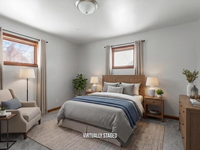 925 N 16th STREET, Manitowoc, WI 54220