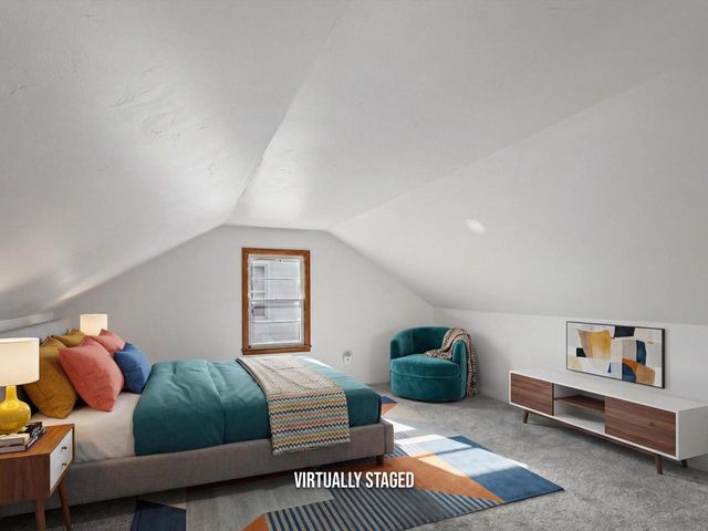 925 N 16th STREET, Manitowoc, WI 54220