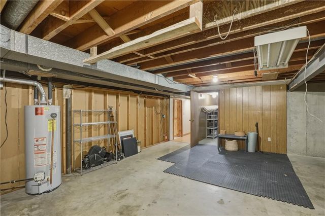 6138 Hemlock Street, Mission, KS 66202