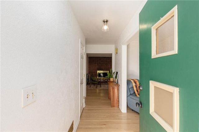 6138 Hemlock Street, Mission, KS 66202