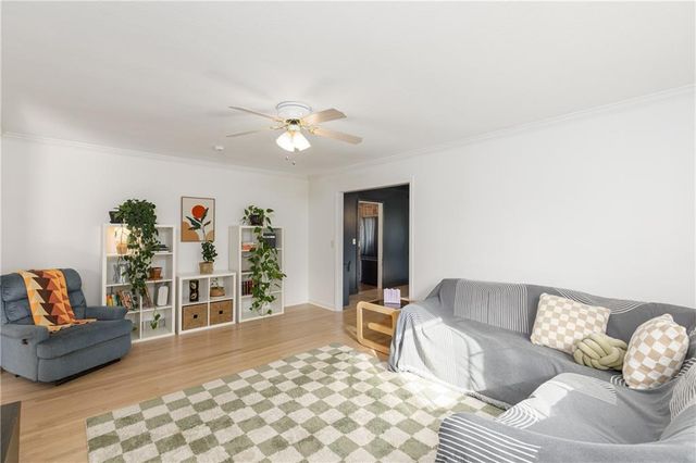 6138 Hemlock Street, Mission, KS 66202