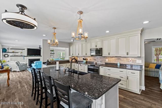 143 Tifton Circle, Cape Carteret, NC 28584