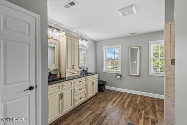 143 Tifton Circle, Cape Carteret, NC 28584