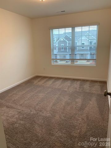 8101 Ramsburg Drive, Charlotte, NC 28269