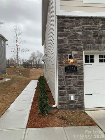 8101 Ramsburg Drive, Charlotte, NC 28269