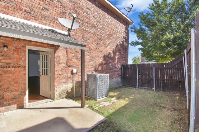 1102 Parkway Trail, Princeton, TX 75407