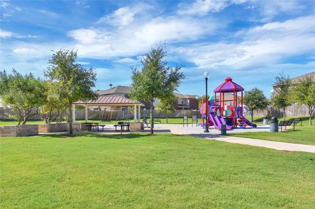 1102 Parkway Trail, Princeton, TX 75407