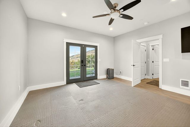 3371 Annapolis Drive, Medford, OR 97504