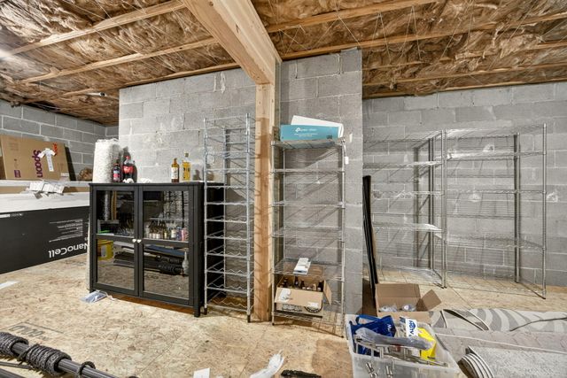 3371 Annapolis Drive, Medford, OR 97504