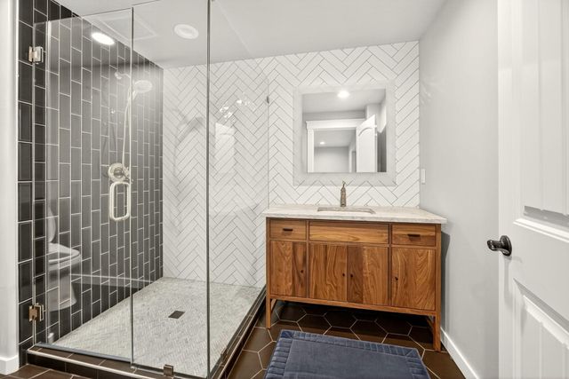 3371 Annapolis Drive, Medford, OR 97504