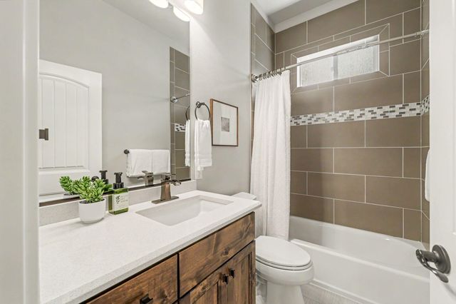 3371 Annapolis Drive, Medford, OR 97504