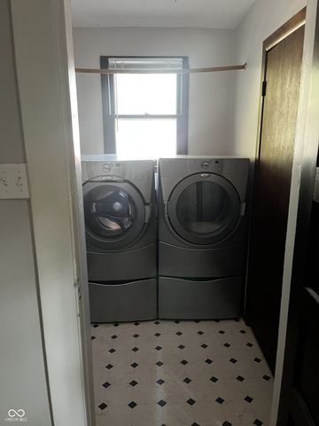 625 Woodruff Place Middle Drive, Indianapolis, IN 46201