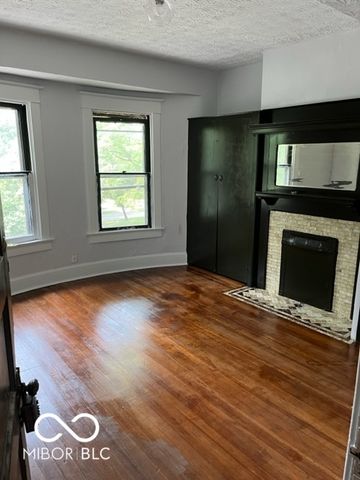 625 Woodruff Place Middle Drive, Indianapolis, IN 46201