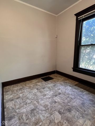 625 Woodruff Place Middle Drive, Indianapolis, IN 46201