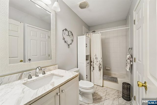 301 Cambridge Drive, Butler Borough, NJ 07405