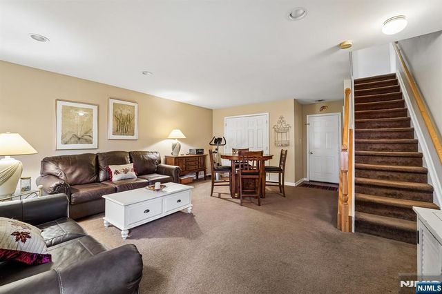 301 Cambridge Drive, Butler Borough, NJ 07405