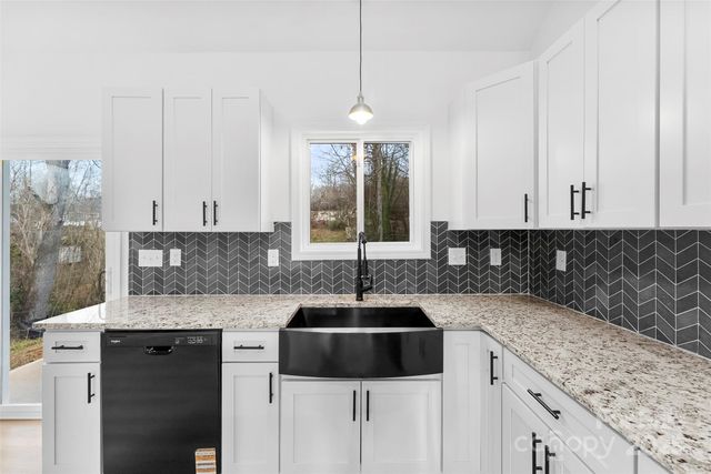 516 N Mulberry Street, Cherryville, NC 28021