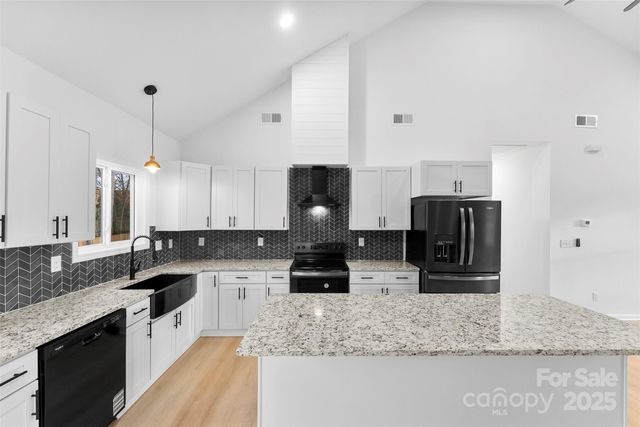 516 N Mulberry Street, Cherryville, NC 28021