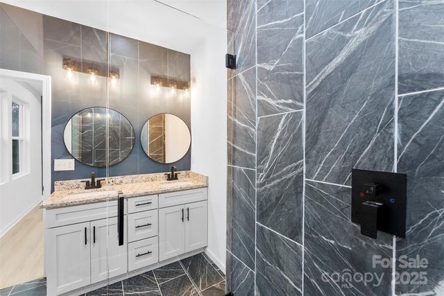 516 N Mulberry Street, Cherryville, NC 28021