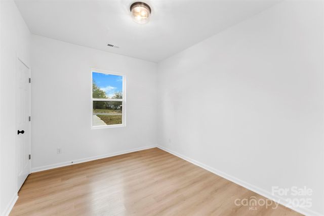 516 N Mulberry Street, Cherryville, NC 28021